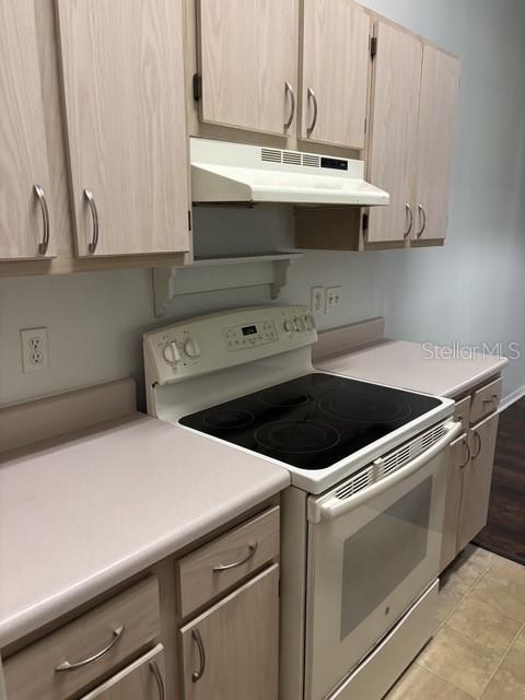 708 SECRET HARBOR LN #206 — photo 4