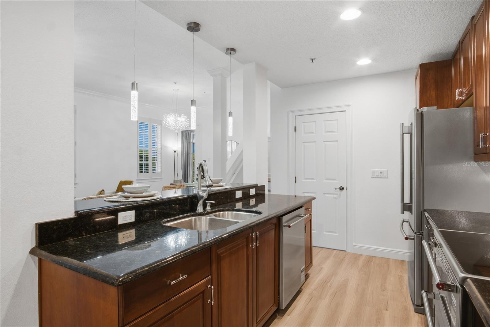 1579 LAKE BALDWIN LN — photo 9