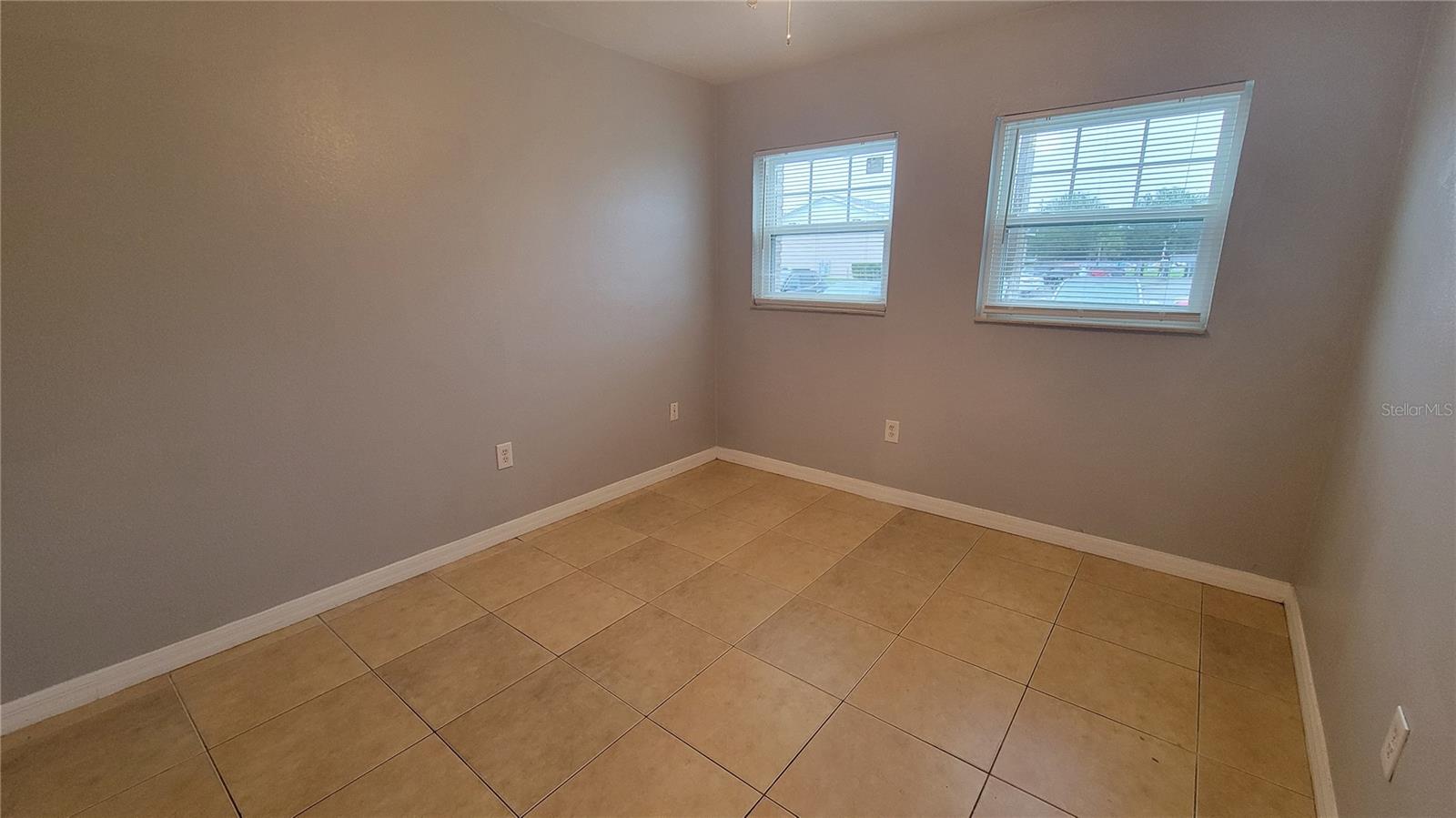 863 SKY LAKE CIR #A — photo 5