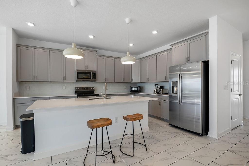 9255 SOMMERSET HILLS DR — photo 6