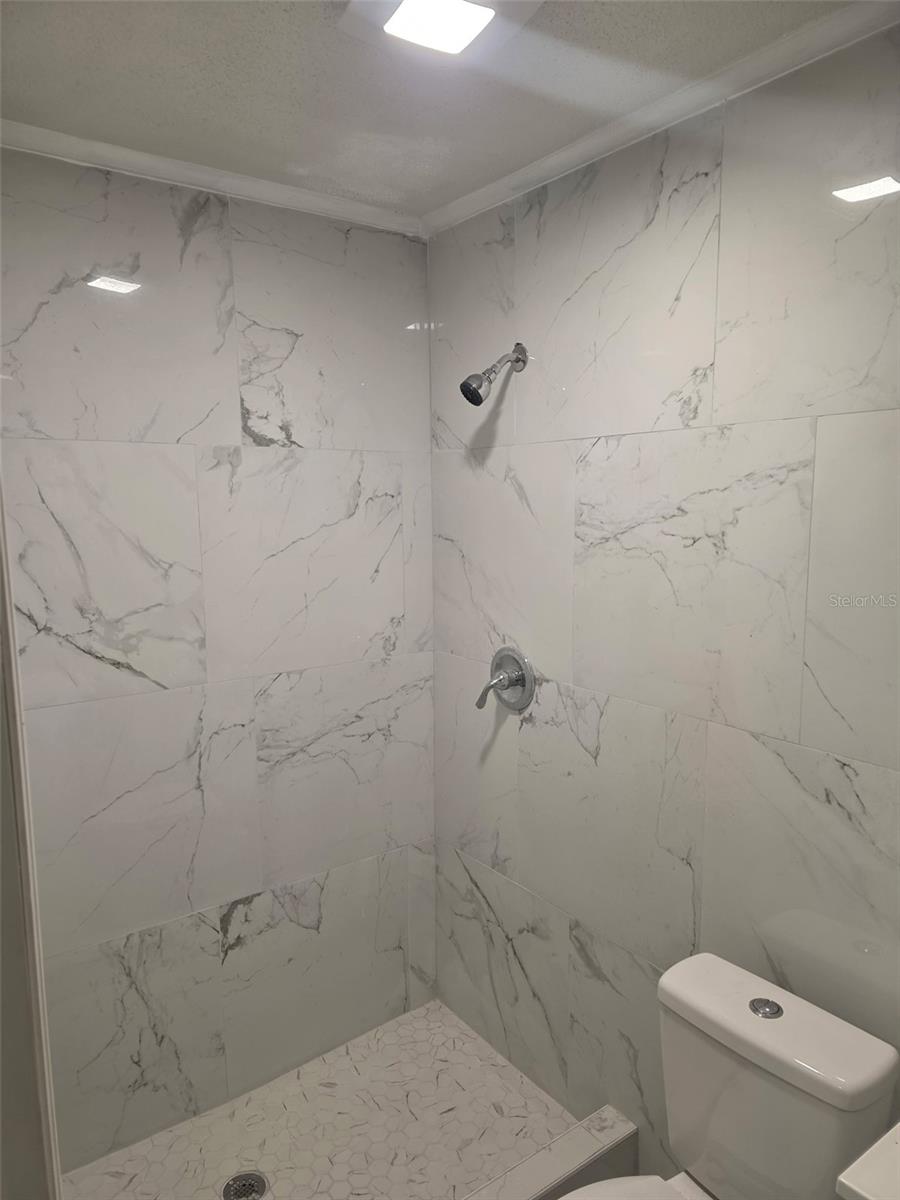 820 ORWELL AVE — photo 7