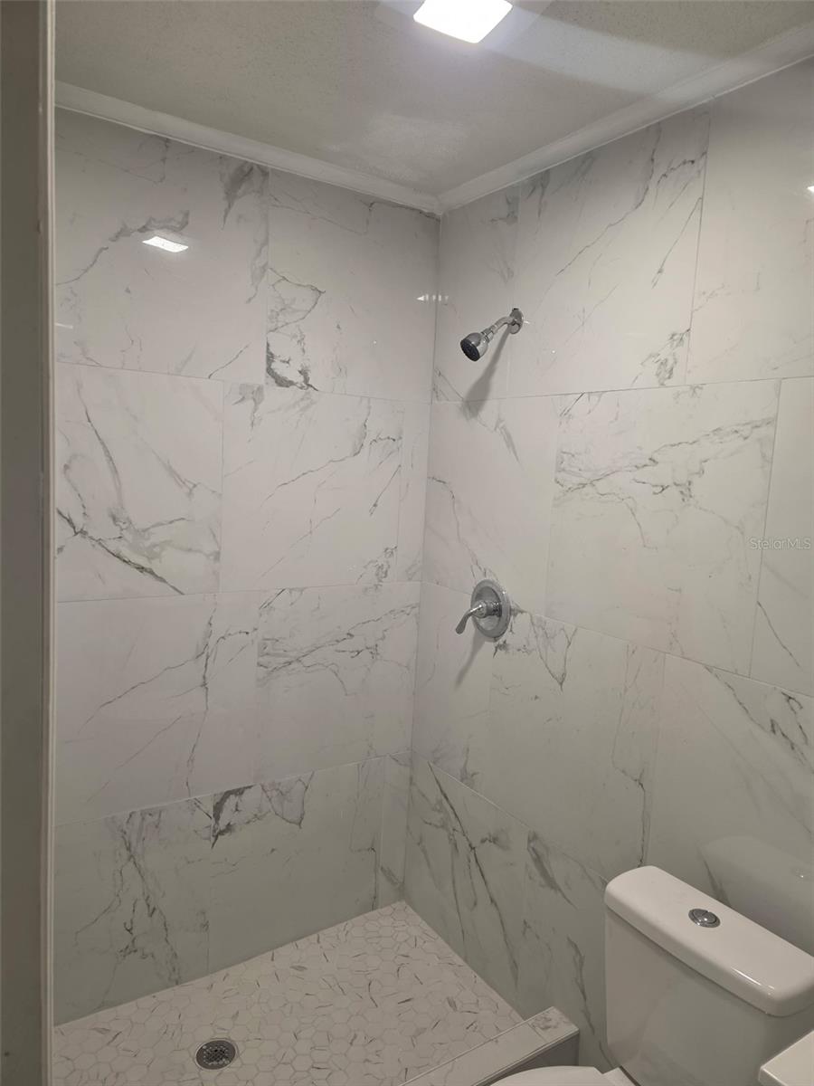 820 ORWELL AVE — photo 9
