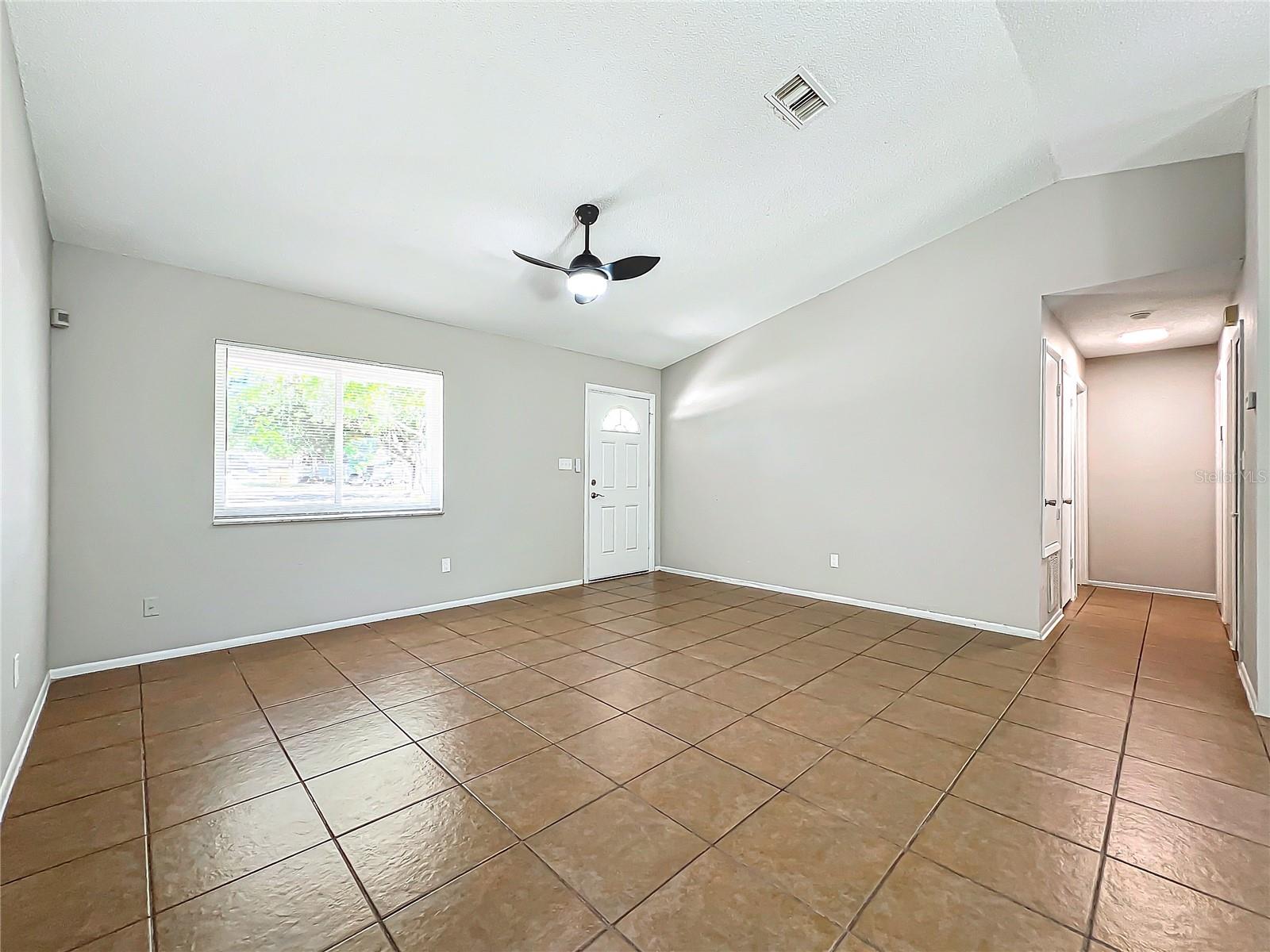 13868 LENA ST — photo 7