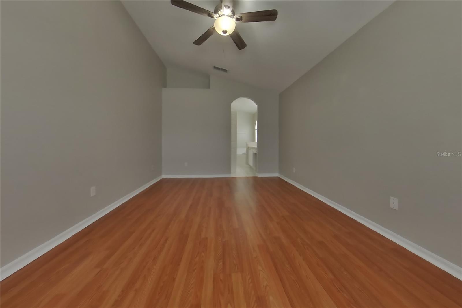 143 WORNALL DR — photo 5