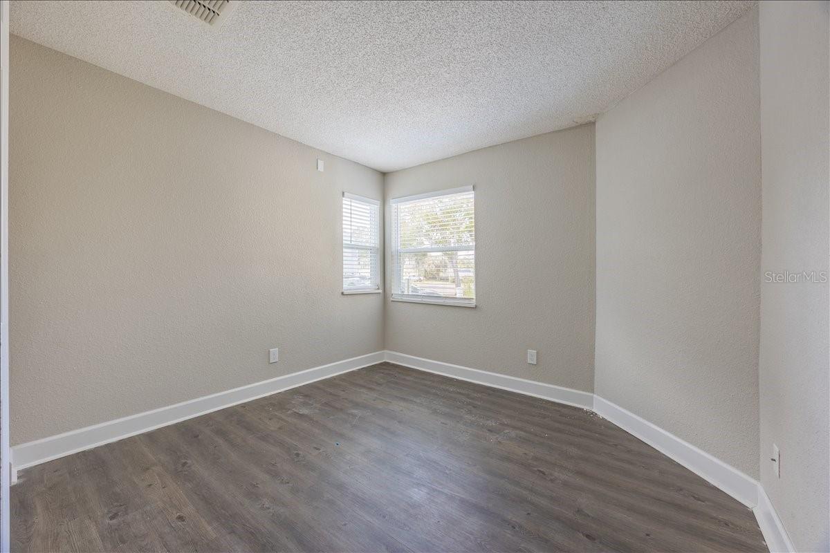 2540 WOODGATE BLVD #106 — photo 5
