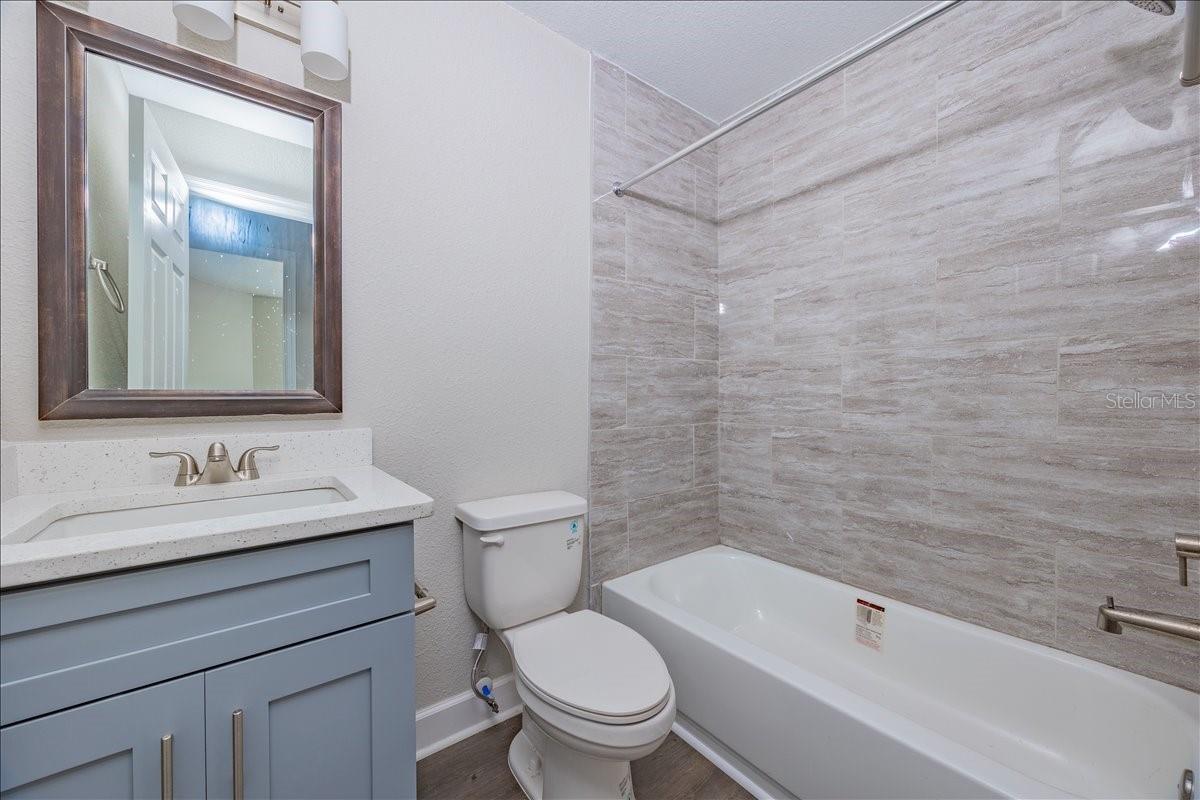 2540 WOODGATE BLVD #106 — photo 6