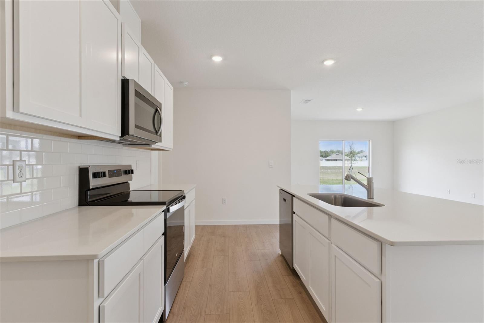 1929 HOWARD MESA DR — photo 11