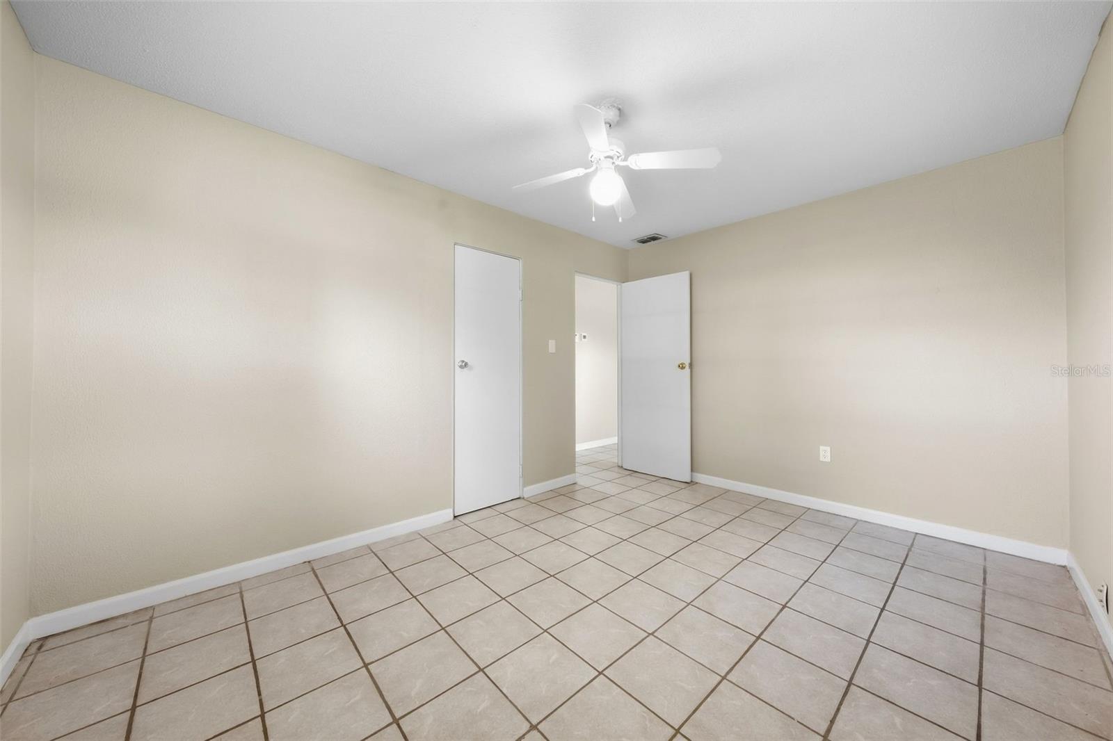 3905 WILTS ST — photo 8