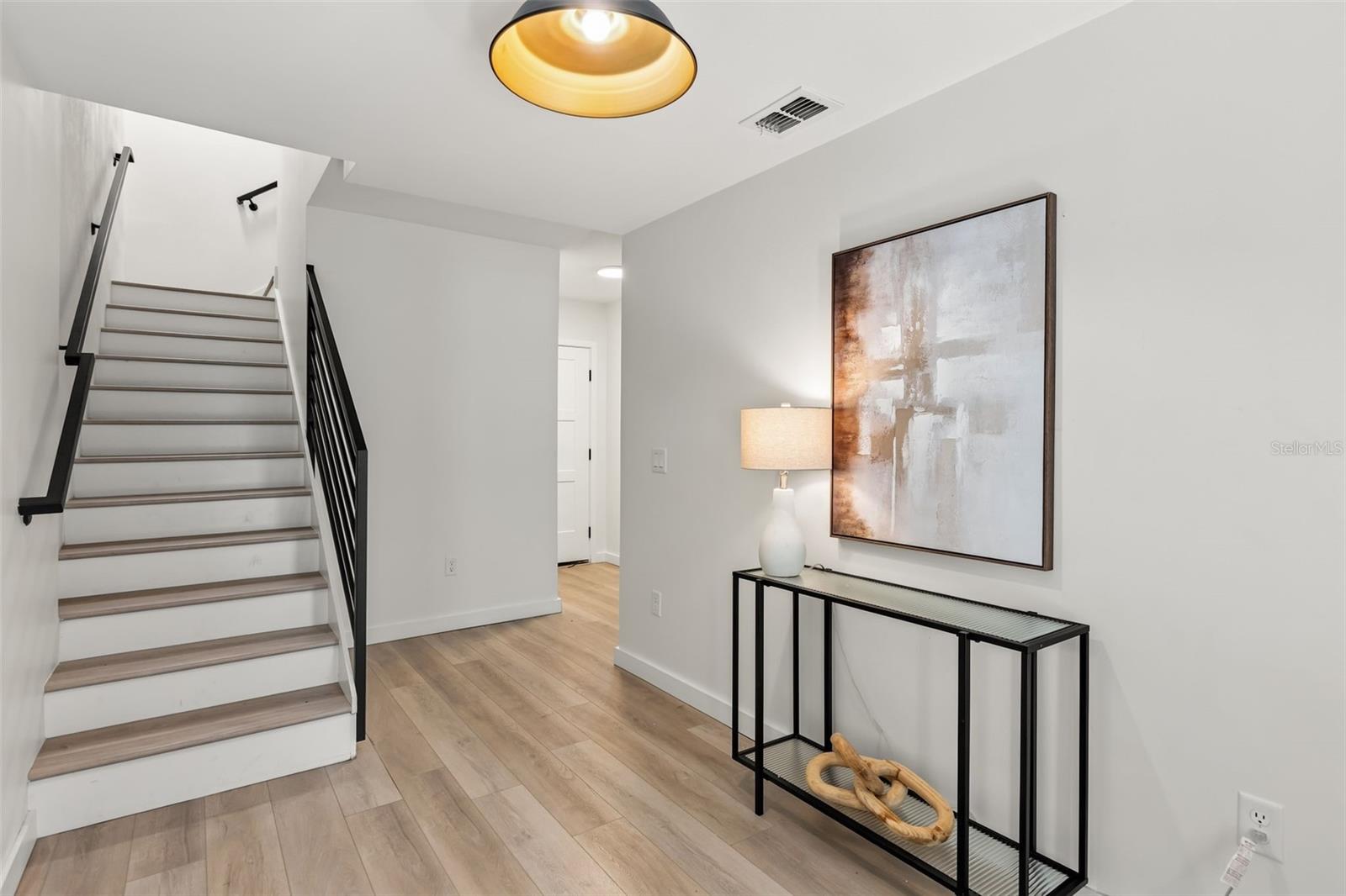 1606 PARK LAKE ST #9 — photo 12
