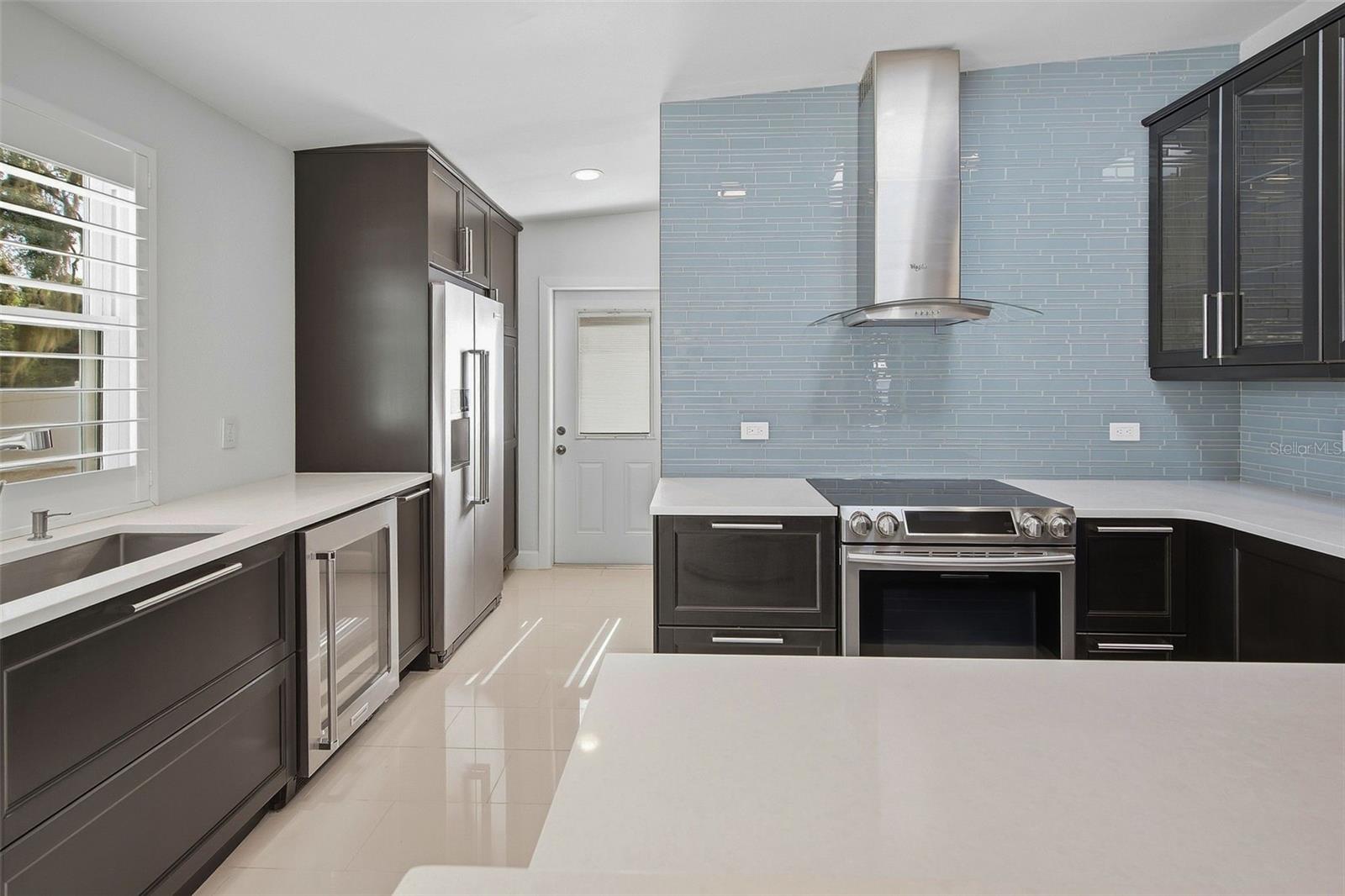 2823 WRIGHT AVE — photo 5