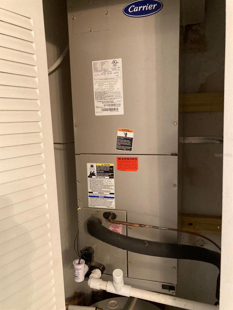 300 CHEROKEE CT #F — photo 9