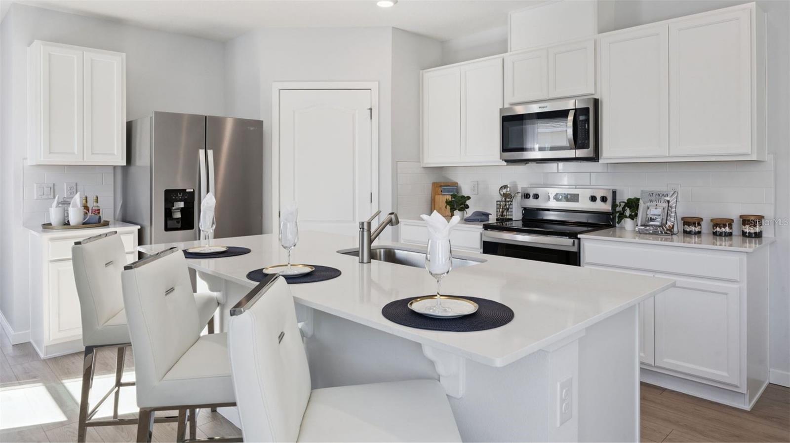 3329 SPINEYWOOD DR — photo 9