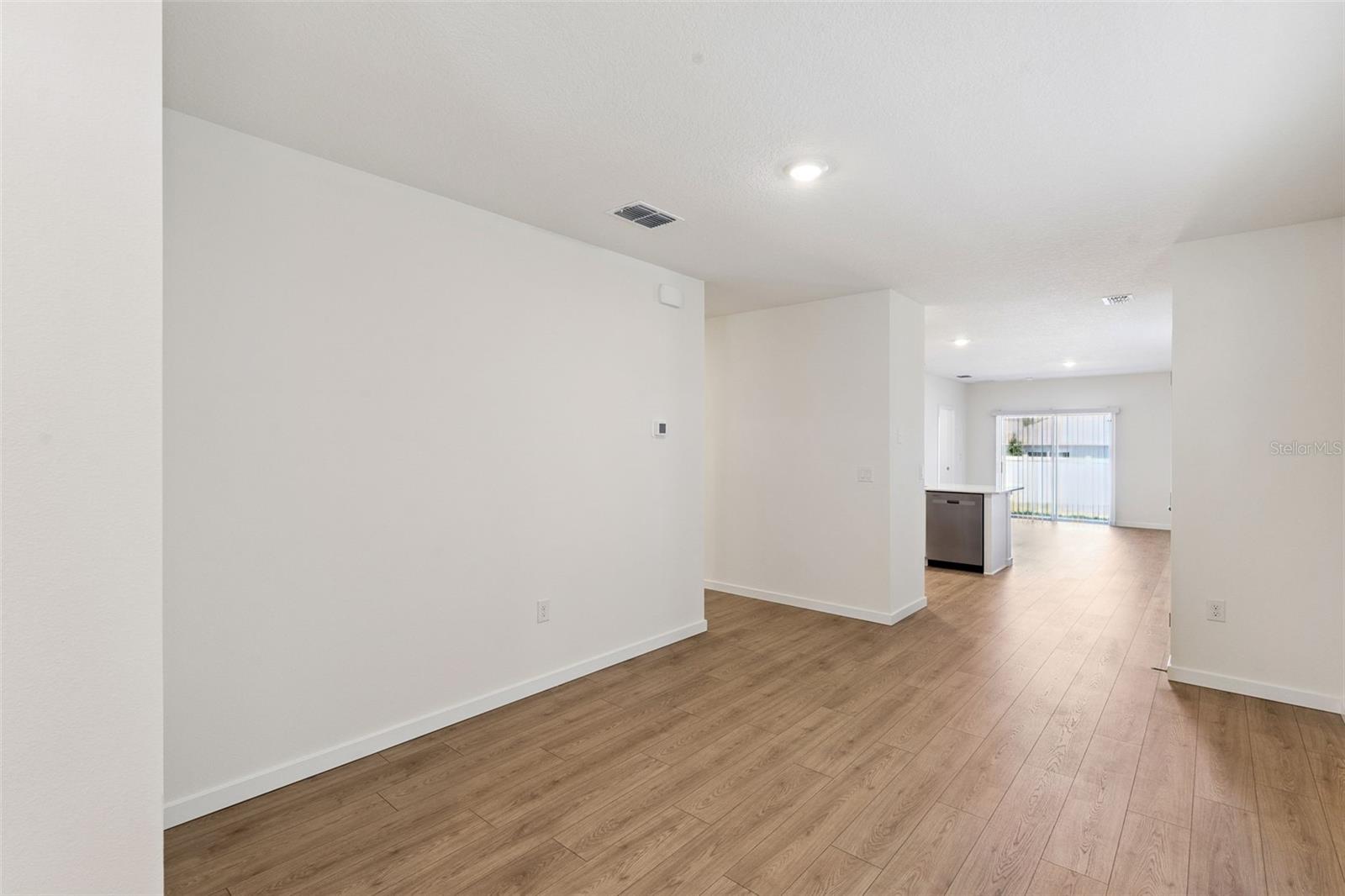 3333 SPINEYWOOD DR — photo 7