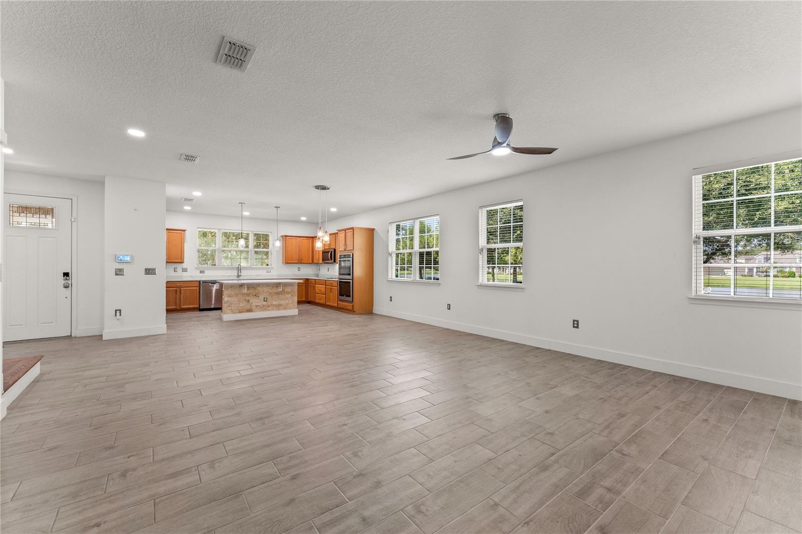 13701 BECKMAN DR — photo 7
