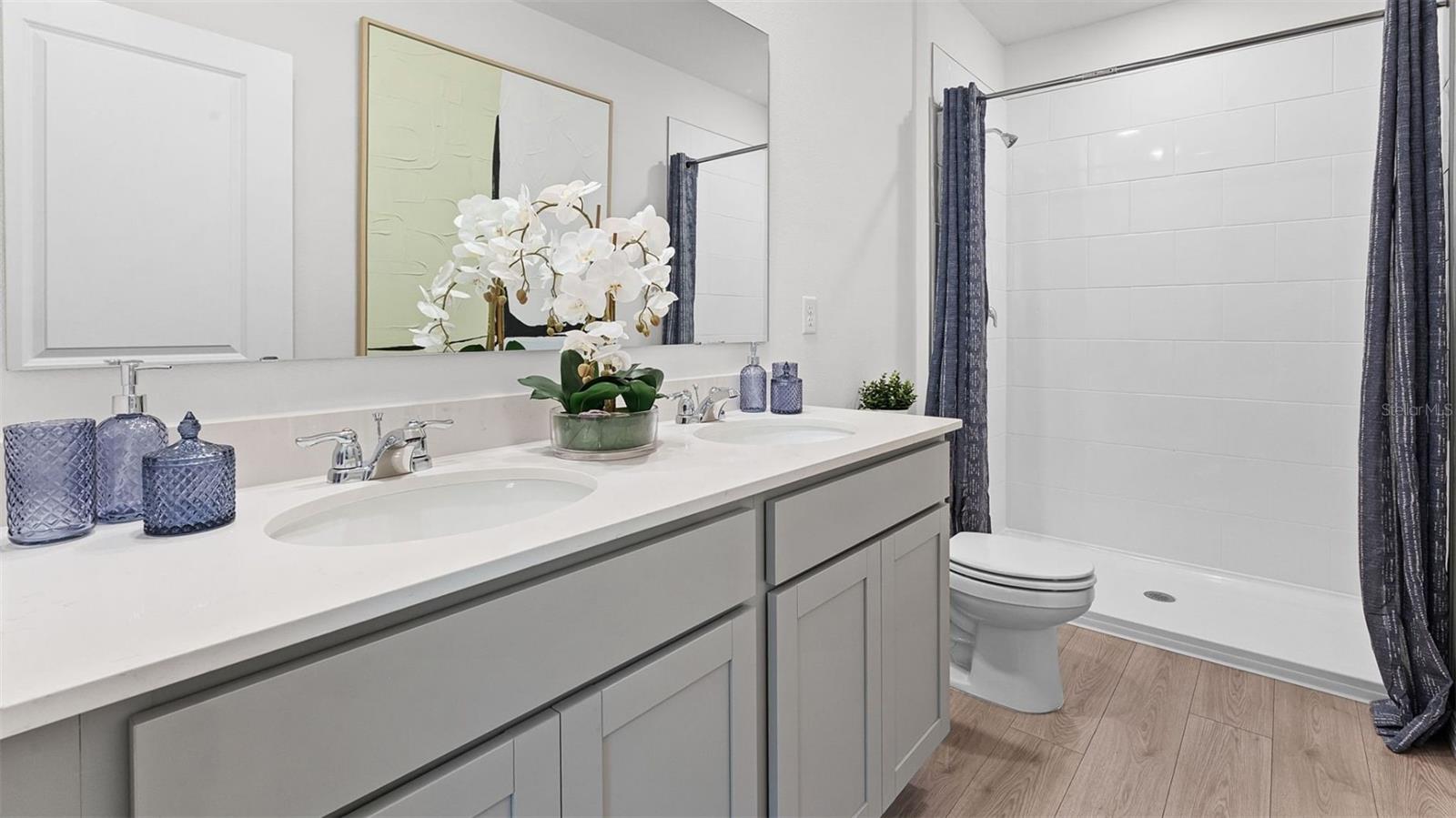 3563 CHROMA ST — photo 9