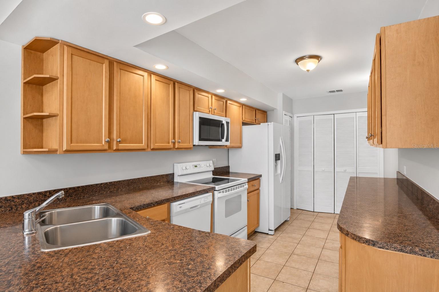 2463 GRAND TETON CIR #2463 — photo 7