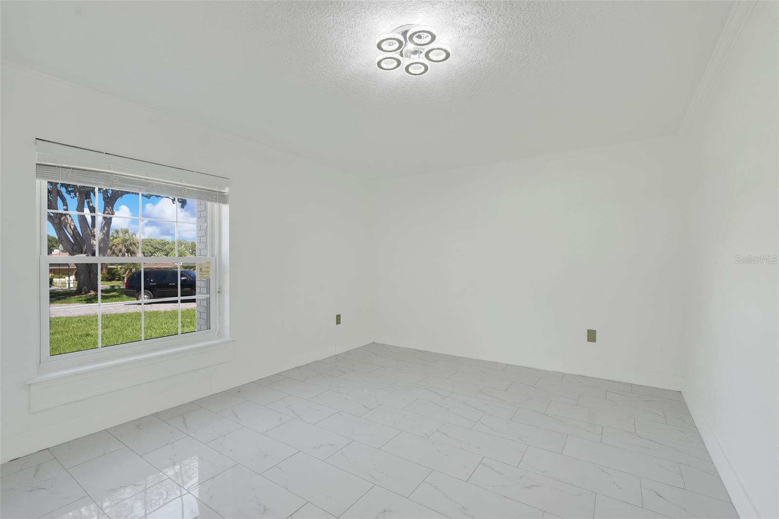 9106 GALLEON CT — photo 4