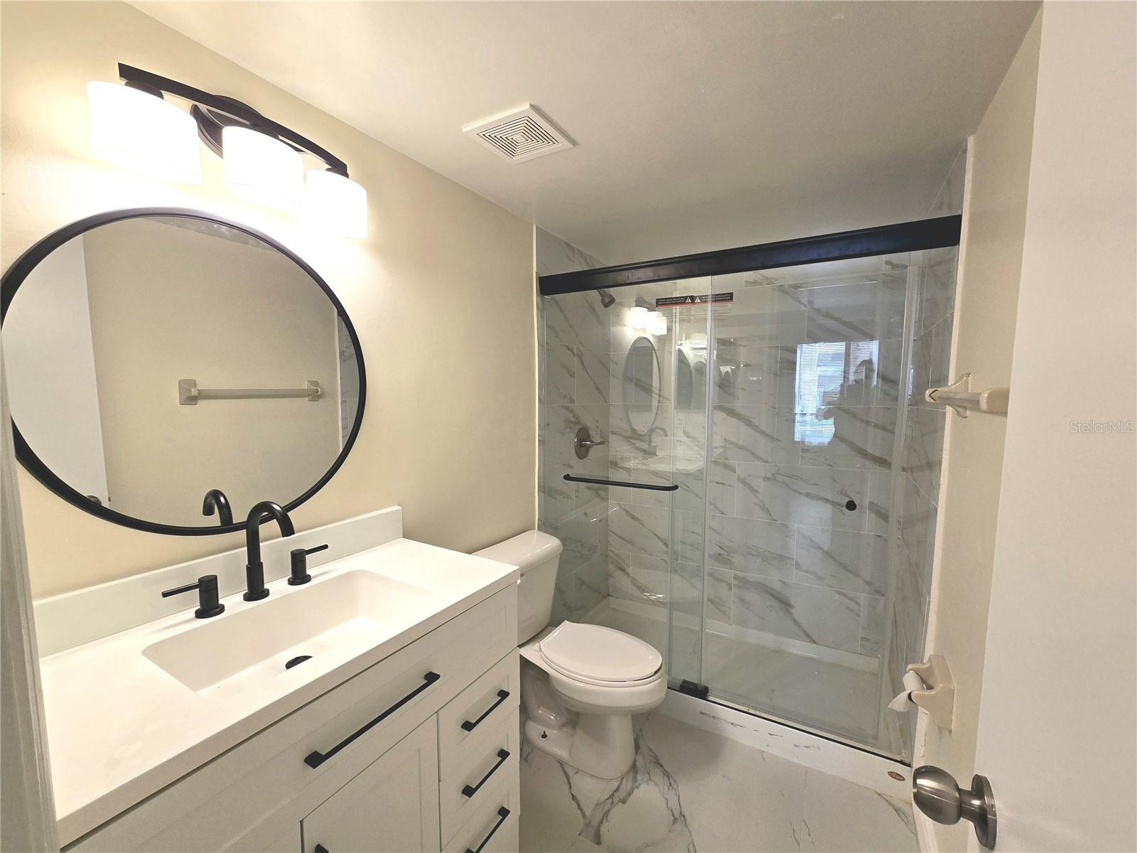 410 S NETHERWOOD CRES #410 — photo 8