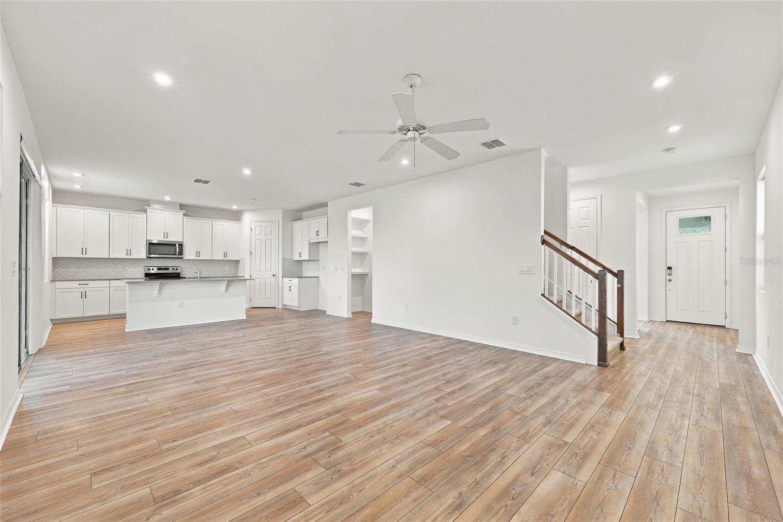 2960 ANGELONIA THORN WAY — photo 11