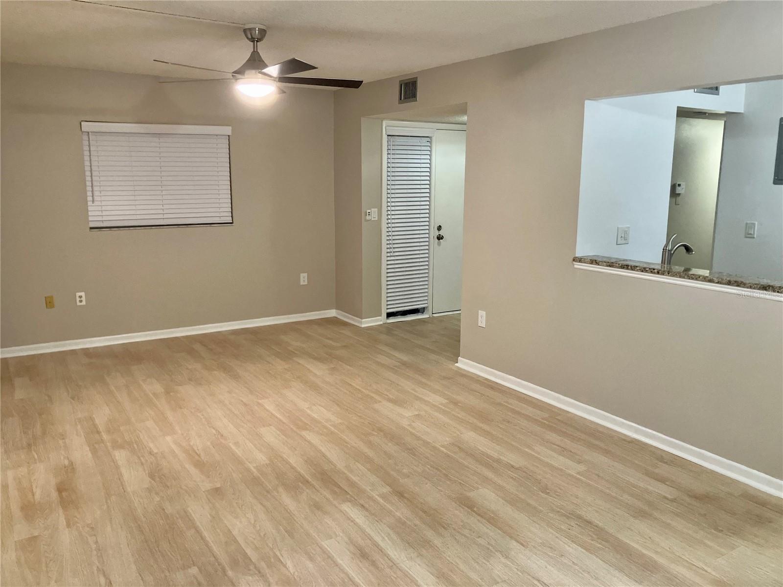 100 SWEETGUM WOODS CT #4A — photo 7