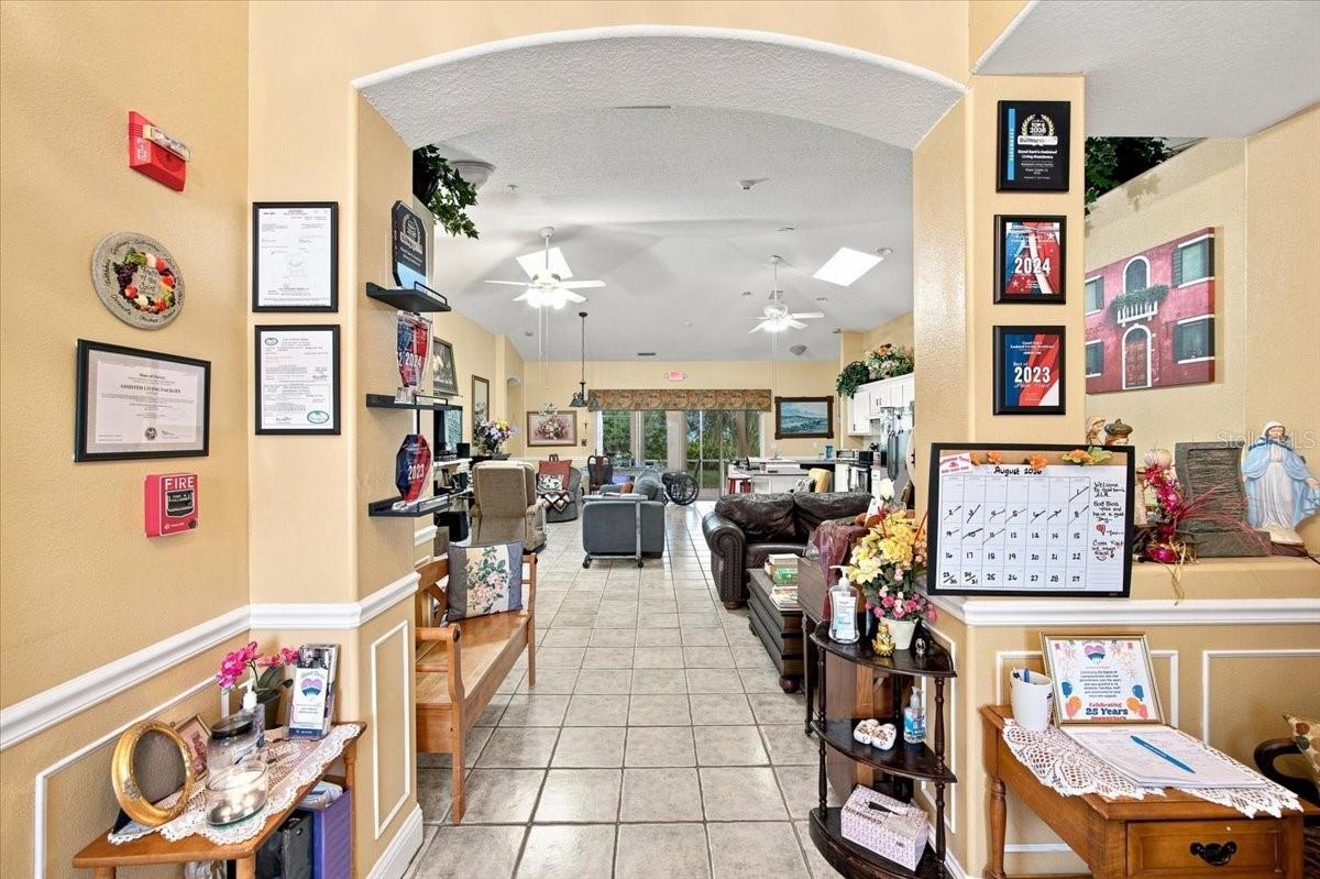 1 PEBBLE WOOD LN — photo 8