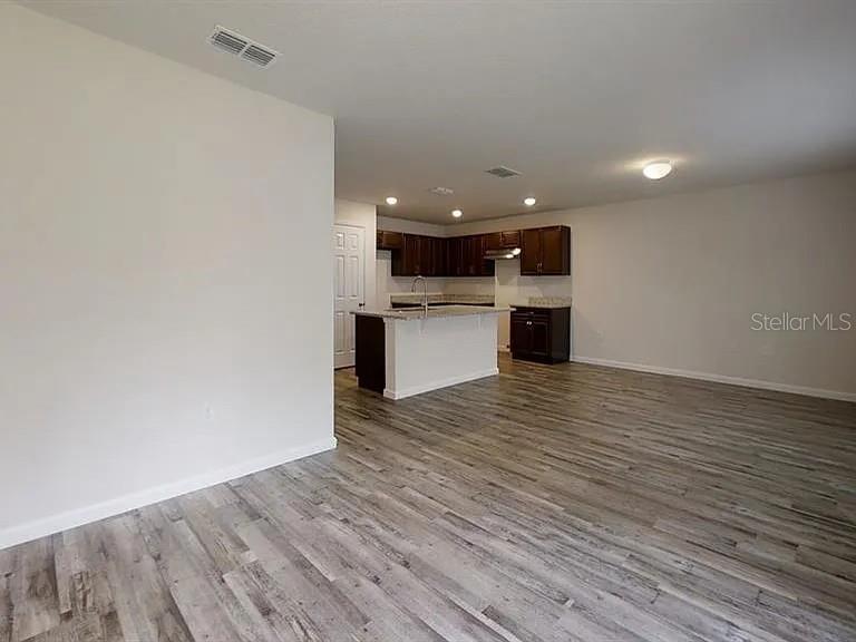 26 RIDDLE DR — photo 4