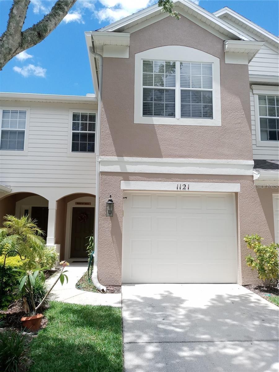 1121 SETON HALL CT