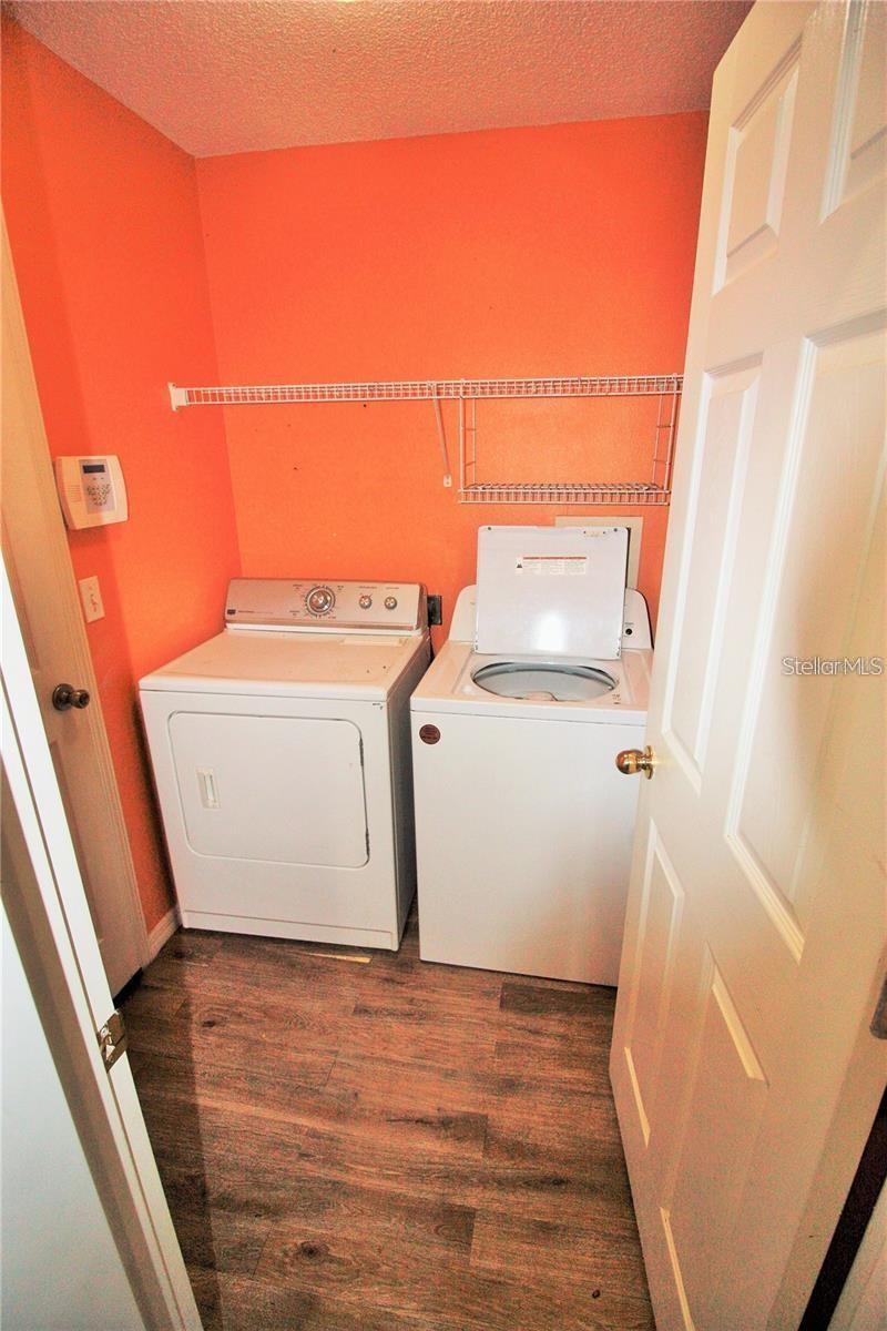 222 CHURCHILL CT — photo 9