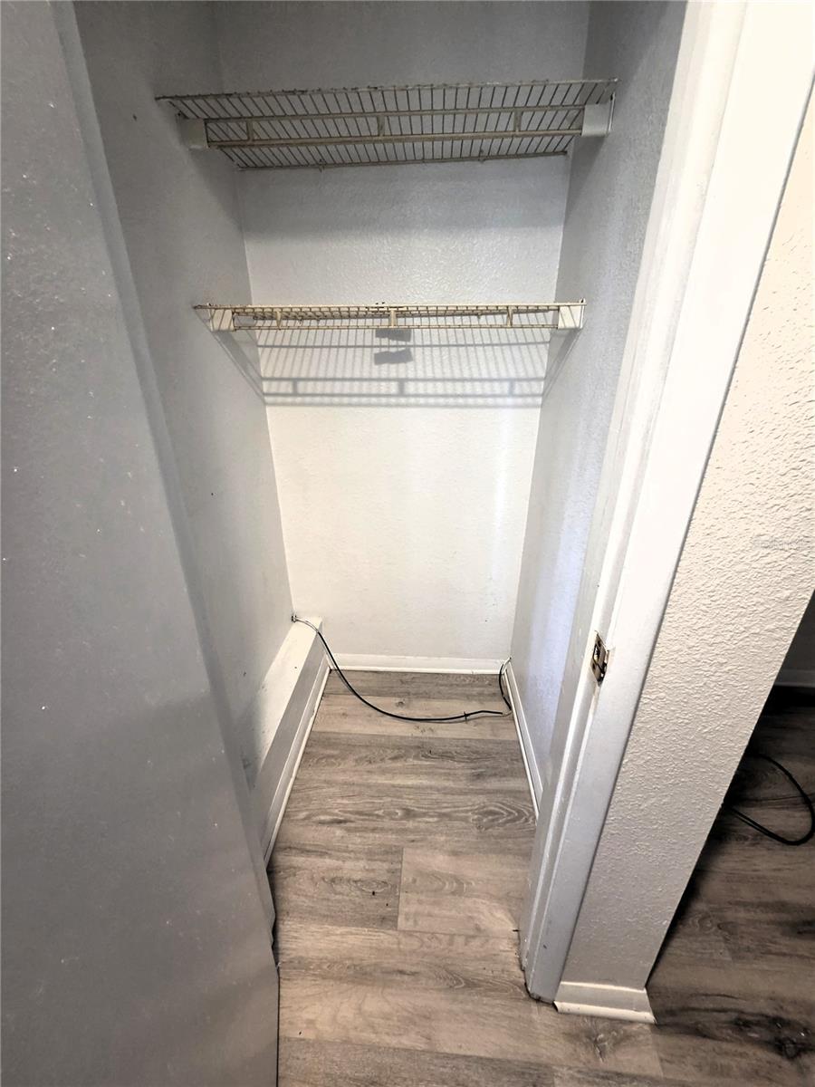 617 W HOWRY AVE — photo 8