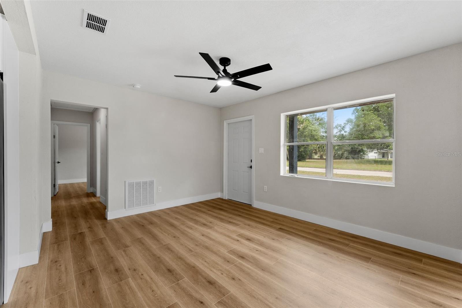 1218 CRESCENT ST — photo 6
