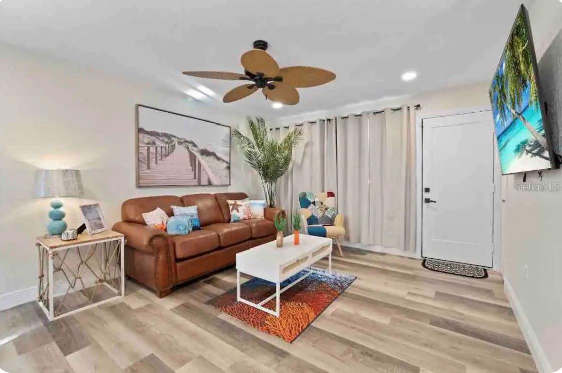 301 N HOLLYWOOD AVE — photo 6