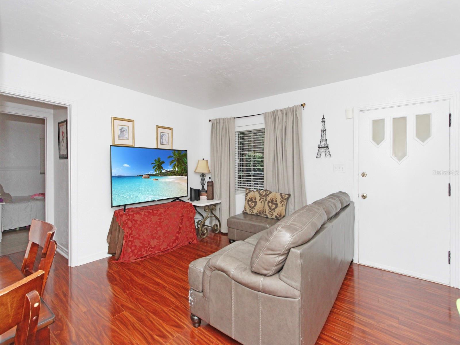 2541 S PALMETTO AVE — photo 5