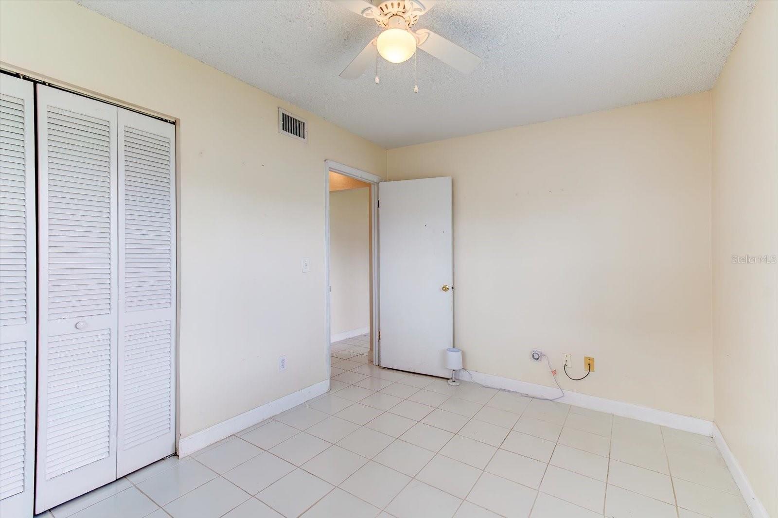 232 NORTHSHORE DR #A — photo 11