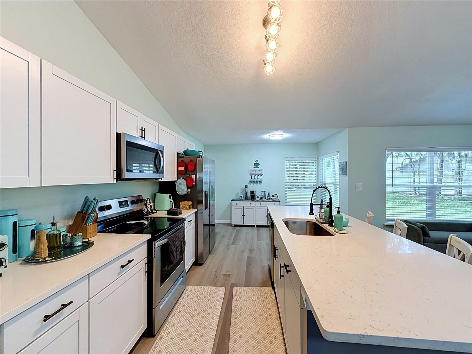 706 OLD CREEK CT — photo 6