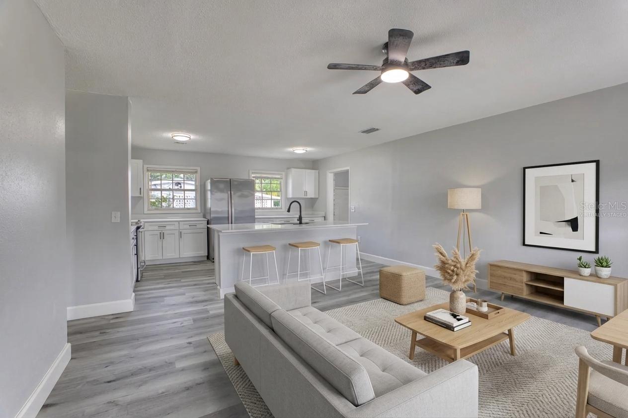 102 AMIGOS RD — photo 9