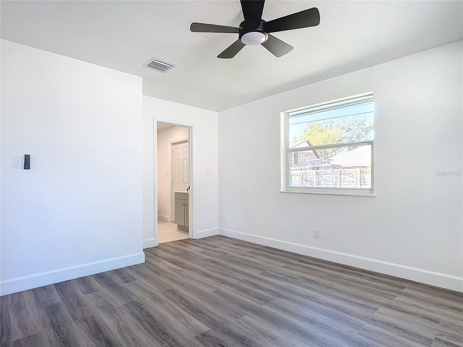 1428 MARGINA AVE — photo 11