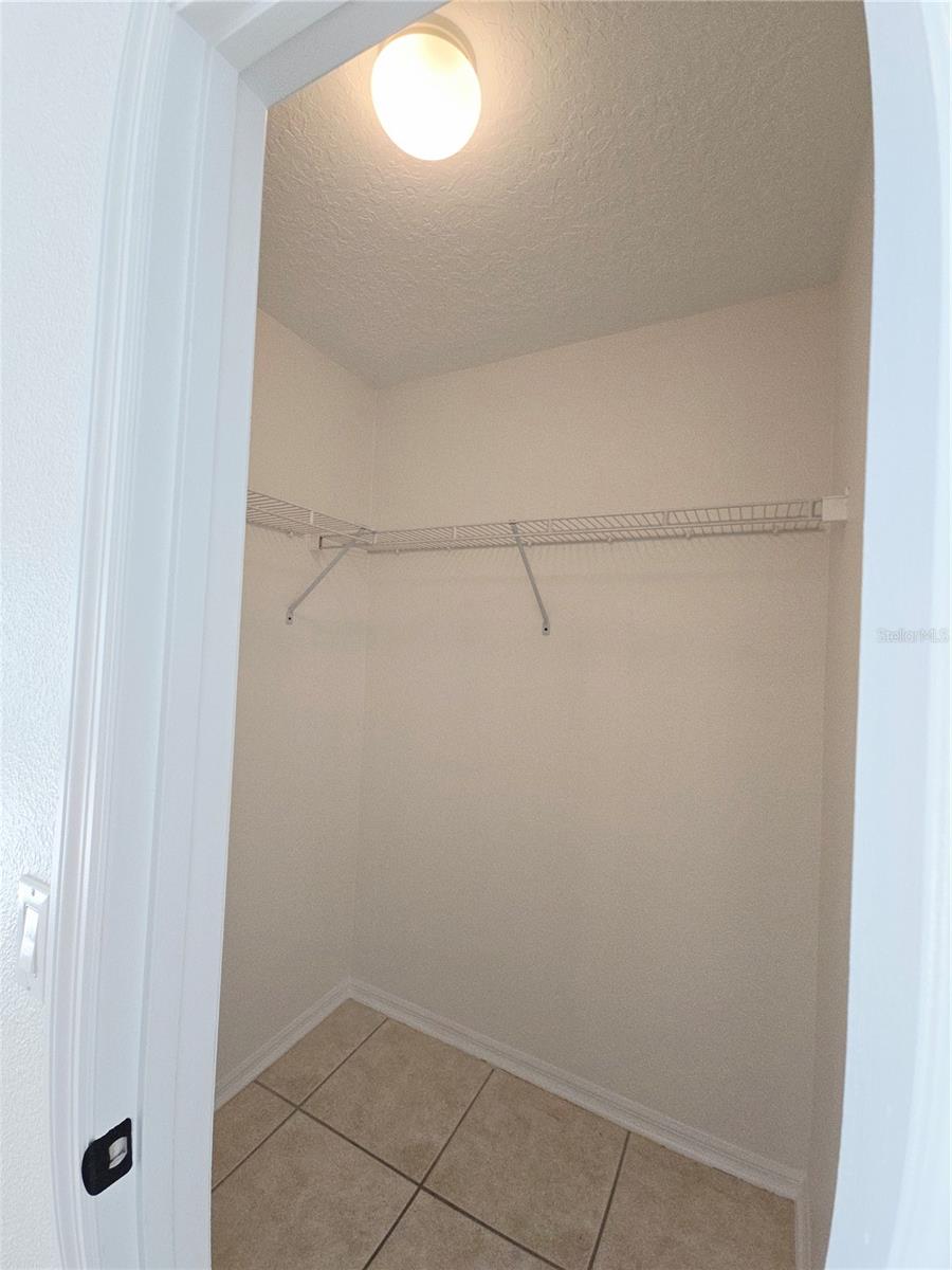 1106 RUSH CT #B — photo 12