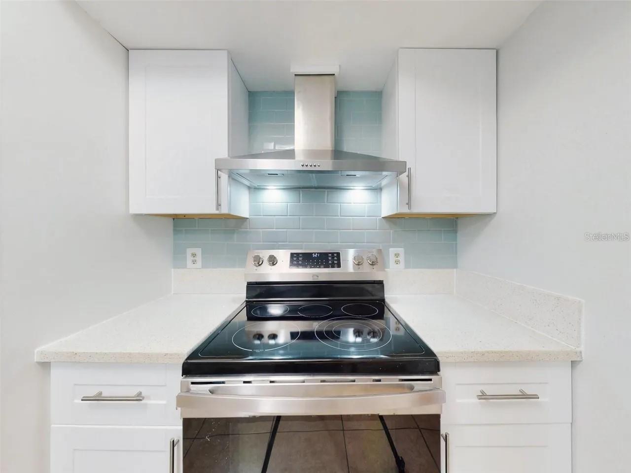 1836 PLUMTREE DR — photo 11