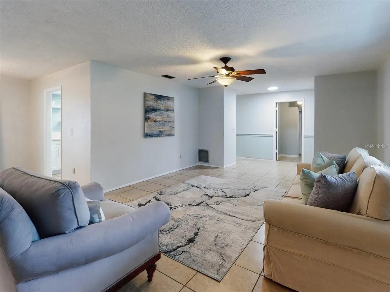 1836 PLUMTREE DR — photo 3