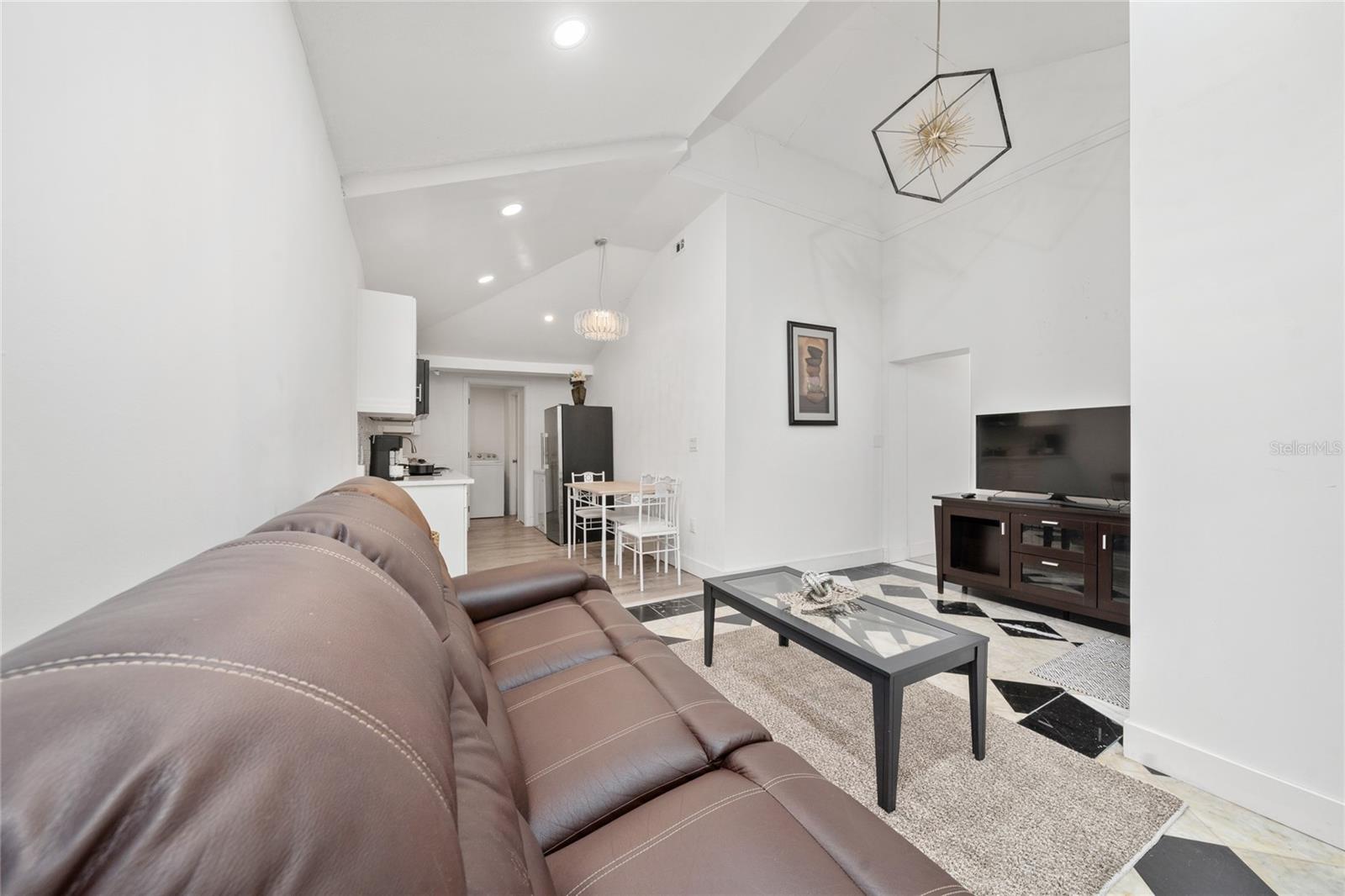 711 BRIARCLIFFE ST #A — photo 8