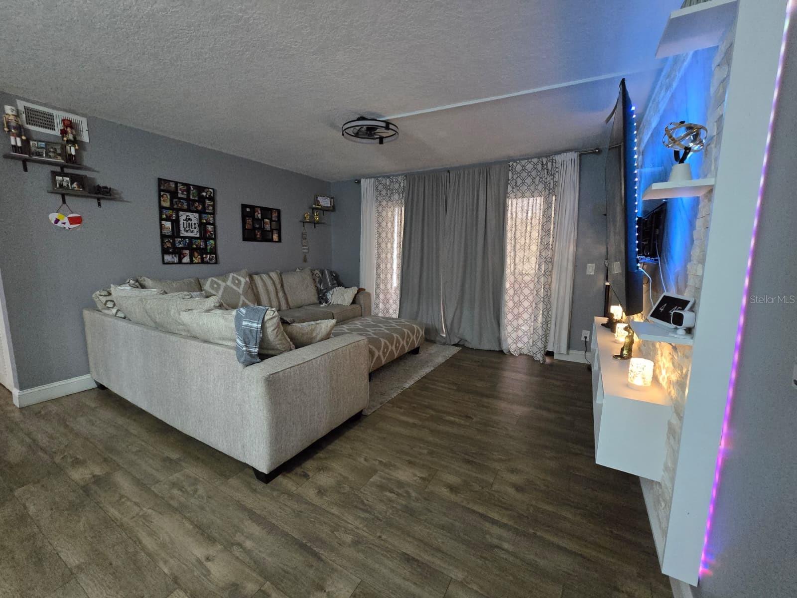 1624 S PINE RIDGE CIR #D2 — photo 12