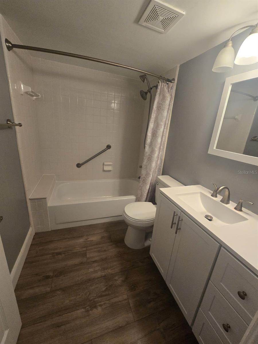 1624 S PINE RIDGE CIR #D2 — photo 10
