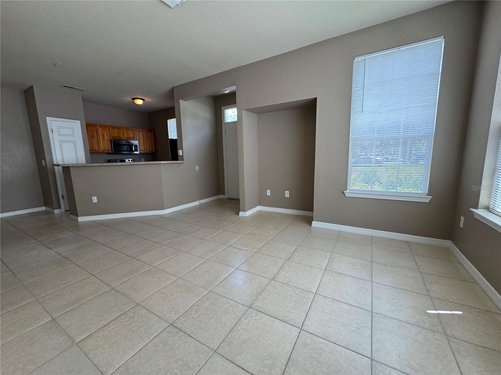 9061 LEE VISTA BLVD #1306 — photo 4