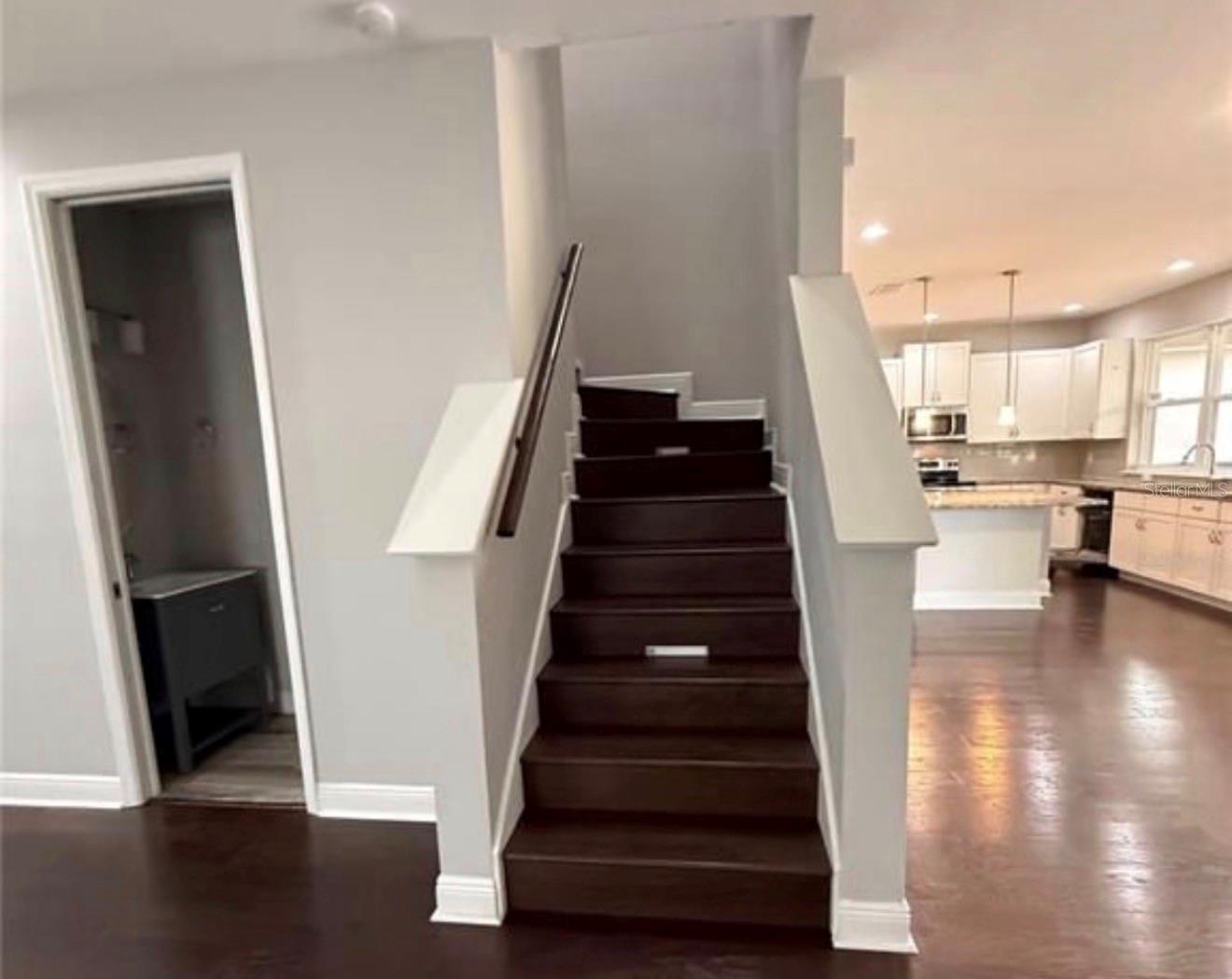 2813 ROSEGLEN WAY — photo 9