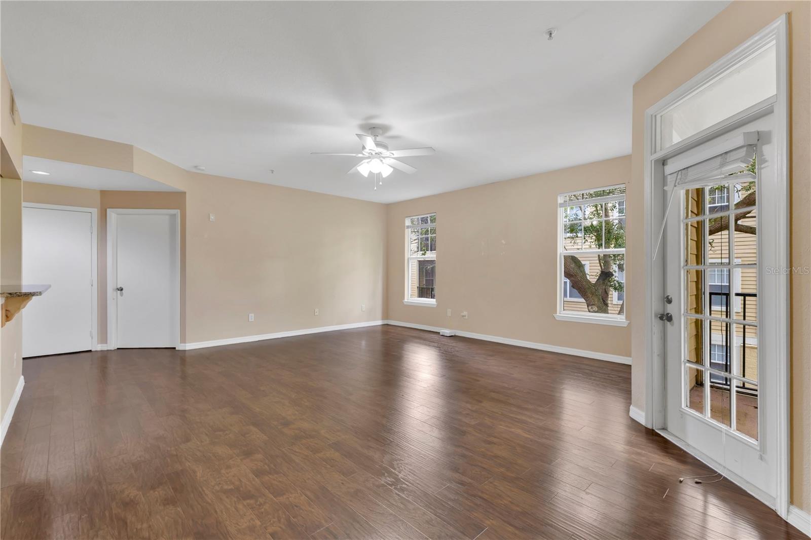 404 SUMMIT RIDGE PL #212 — photo 4