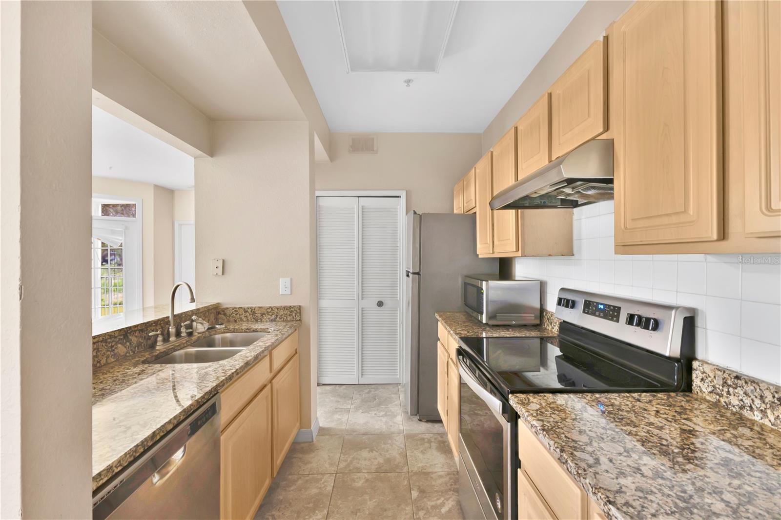 404 SUMMIT RIDGE PL #212 — photo 7