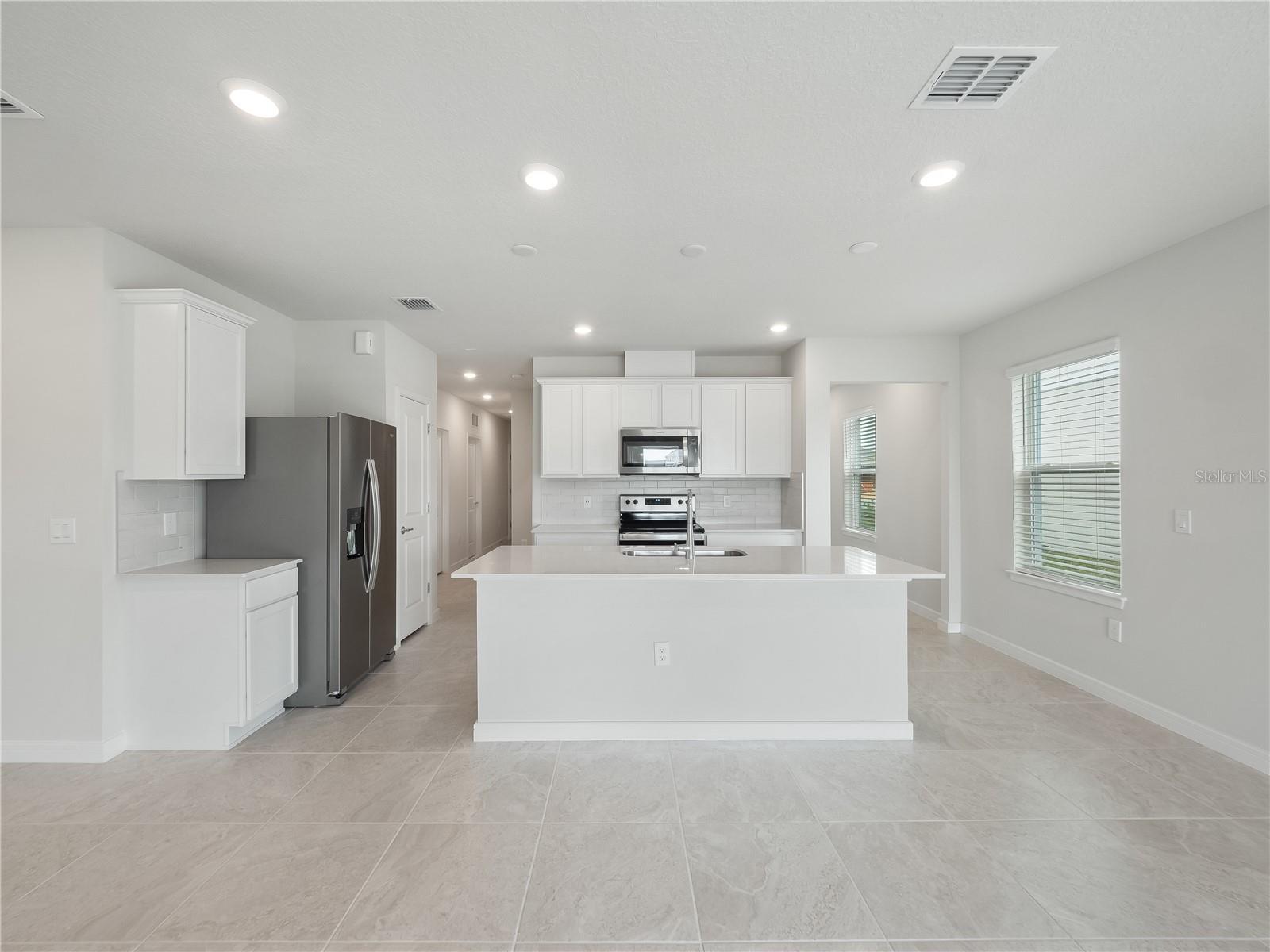 2214 LOVELY LN — photo 7