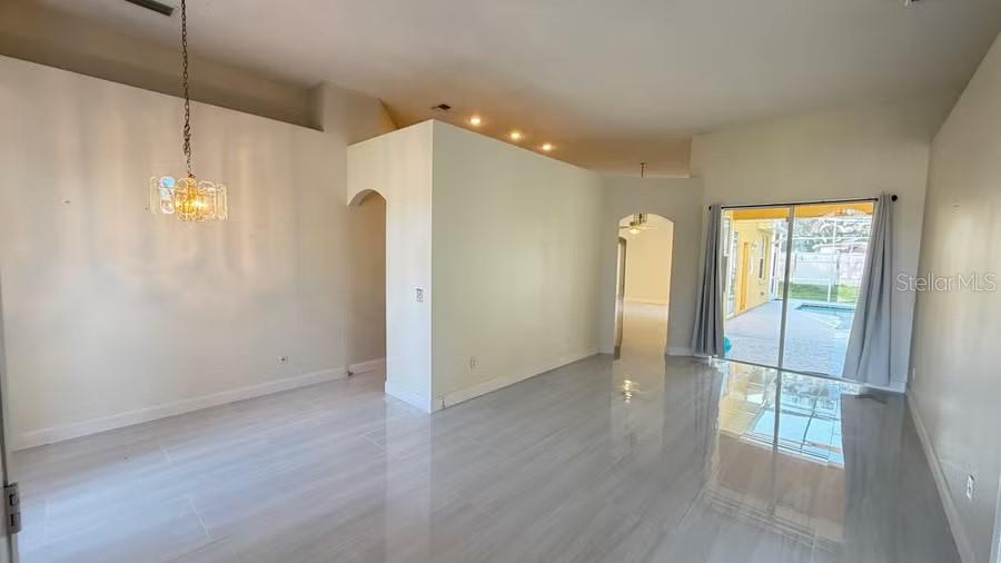 126 GREELEY LOOP — photo 3