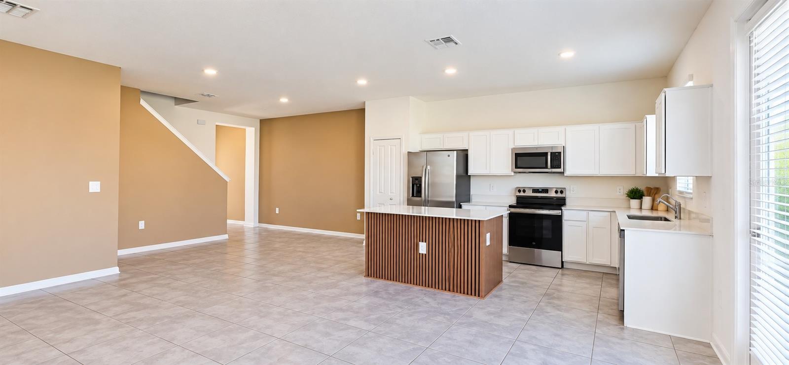 161 NINE IRON DR — photo 8