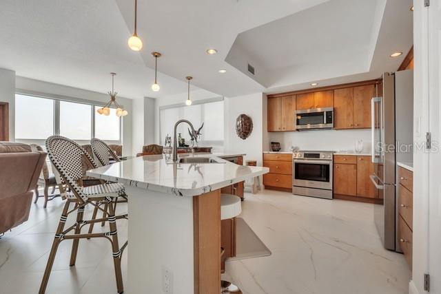 231 RIVERSIDE DR #709-1 — photo 6